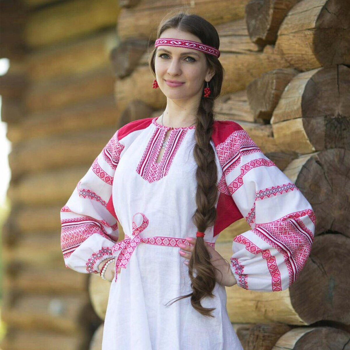 Girls in Slavic costumes in Lanzhou