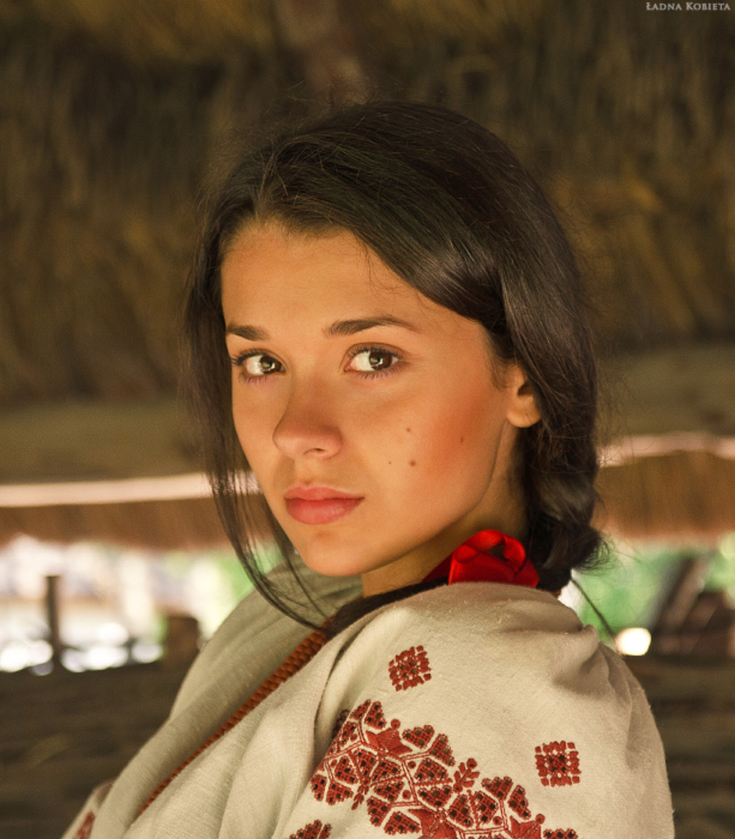 Girls in Slavic costumes in Lanzhou