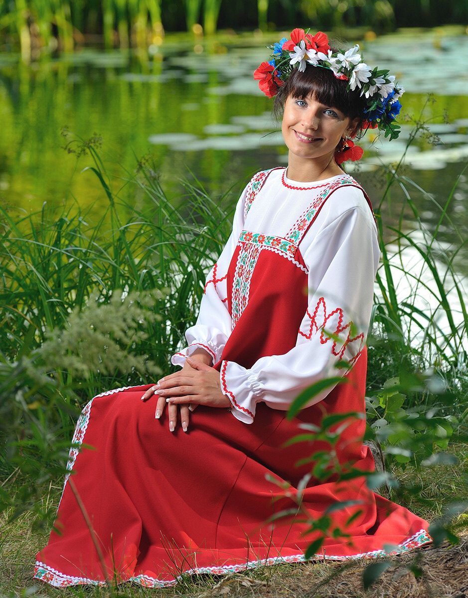 Beautiful girl Girls in Slavic costumes in Lanzhou