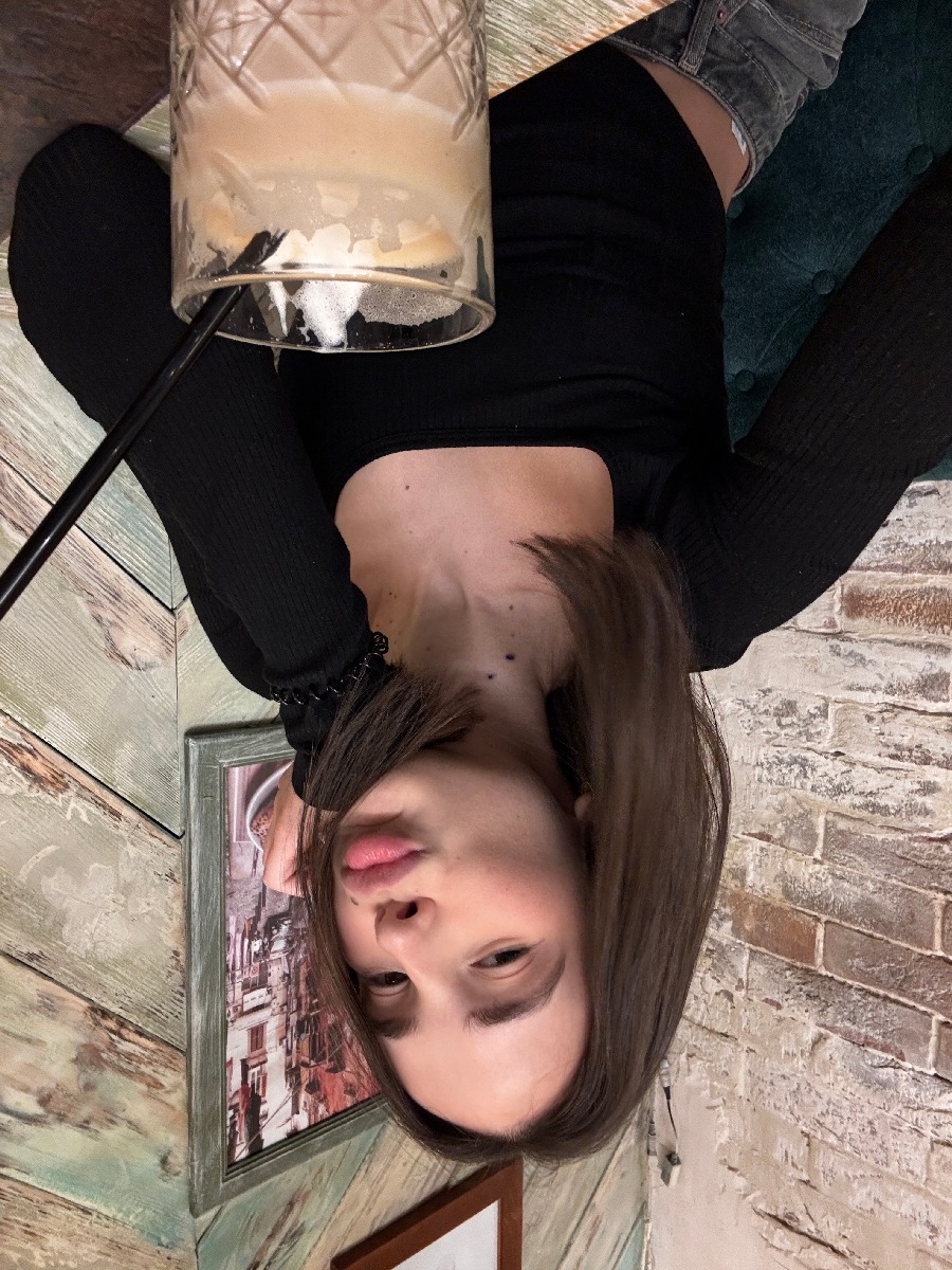 Fresh photos, fresh mood — Tina online in Lanzhou